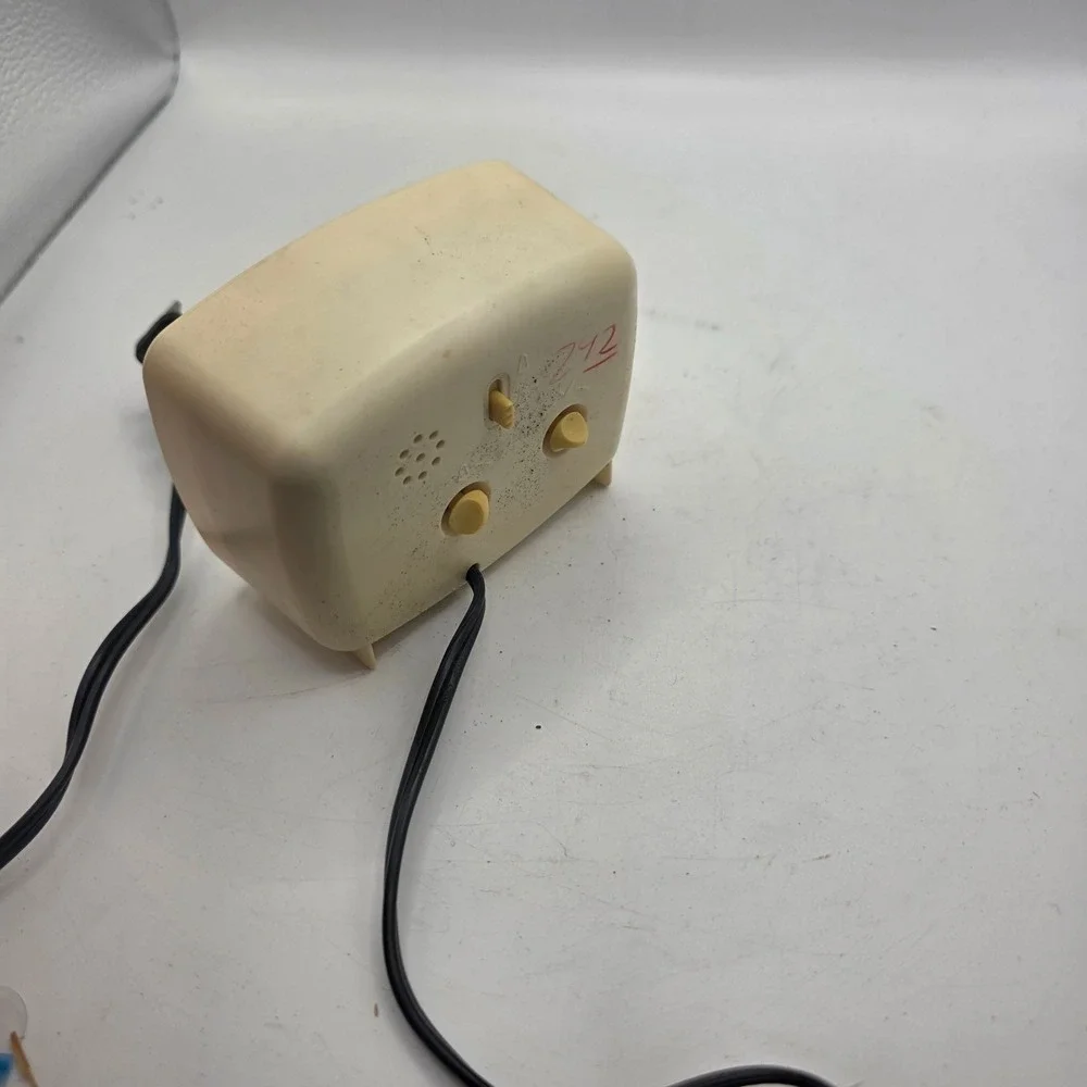 Vintage Advance Model 2049 Electric Analog Alarm Clock Ivory Cream Tested Works